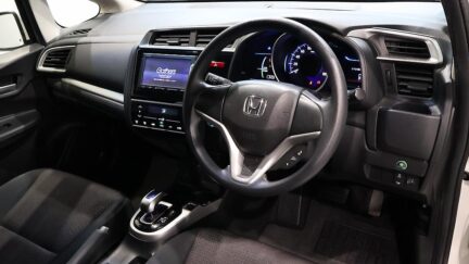 2014 Honda Fit Hybrid F-Package image 360083
