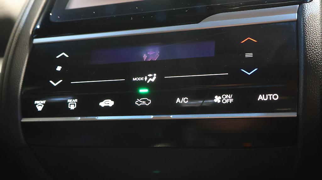 2013 Honda Fit Hybrid F-Package image 359713