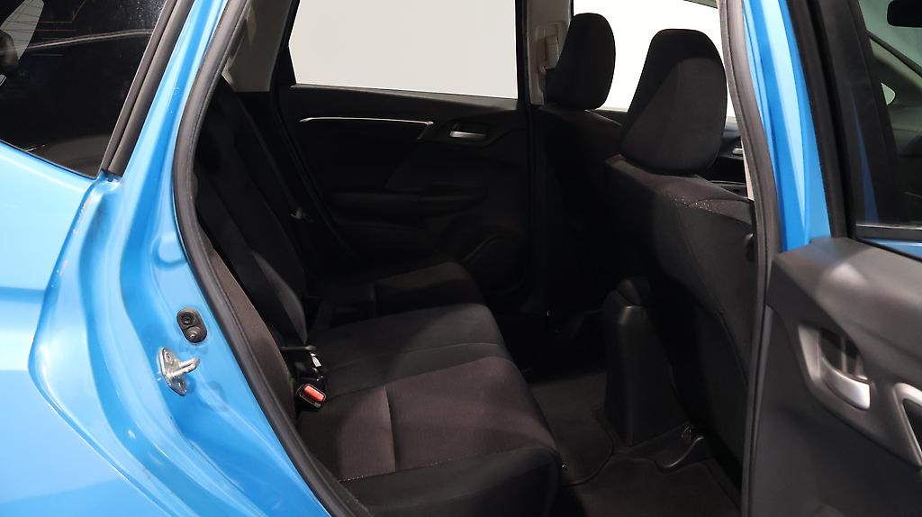 2013 Honda Fit Hybrid F-Package image 359707