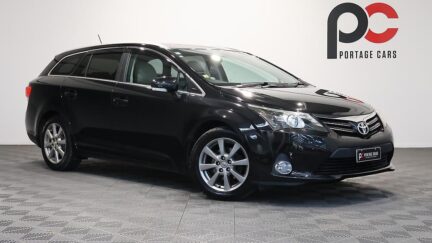 2013 Toyota Avensis Wagon Li image 359793