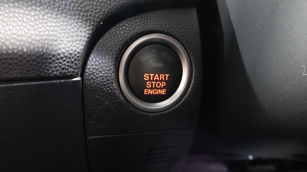 2013 Mazda Axela Sports 20S Skyactiv image 358928