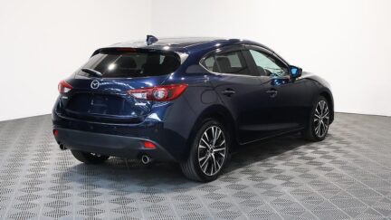 2016 Mazda Axela Sports 20S Touring L-Package image 360782