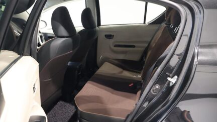 2013 Toyota Aqua G Model, Push Start, Reverse Camera image 359683