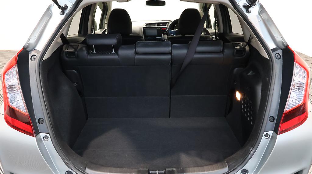 2013 Honda Fit Hybrid L-Package **Low KMs** image 358434