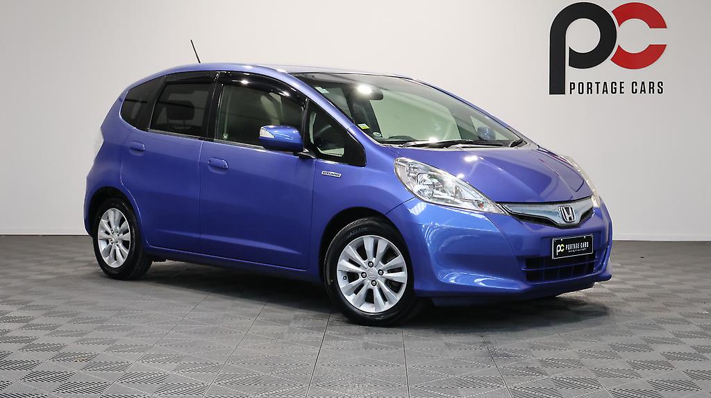 2012 Honda Fit Hybrid XH Selection image 361198