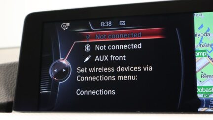 2014 BMW 3 Series 320i M Sport image 361644