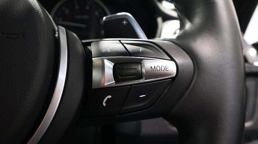 2013 BMW 320i Touring M Sports image 361871