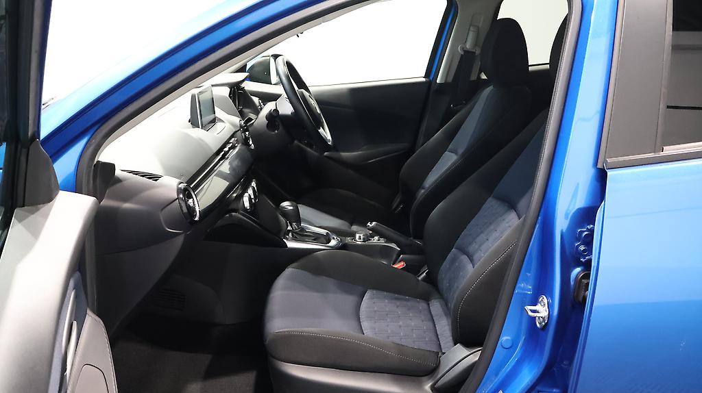 2015 Mazda Demio 13S + Push Start + Reverse Camera image 359778