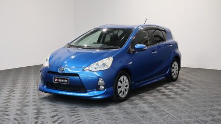 2012 Toyota Aqua G MODEL + PUSH START + STEERING WHEEL CONTROLS image 361877