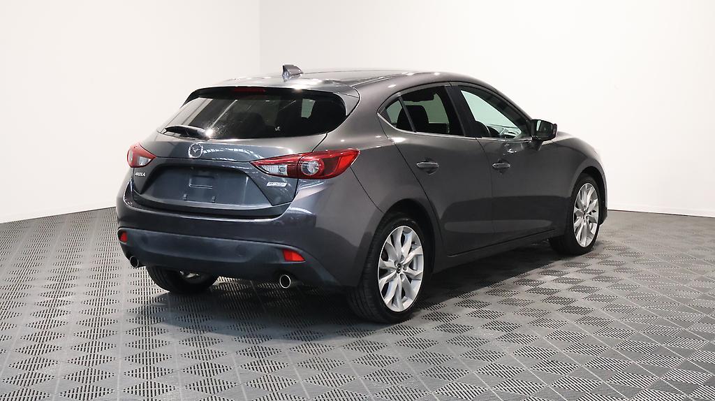 2014 Mazda Axela Sports 20S Touring image 360450
