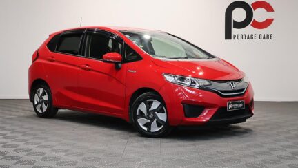 2014 Honda Fit Hybrid F-Package image 358505