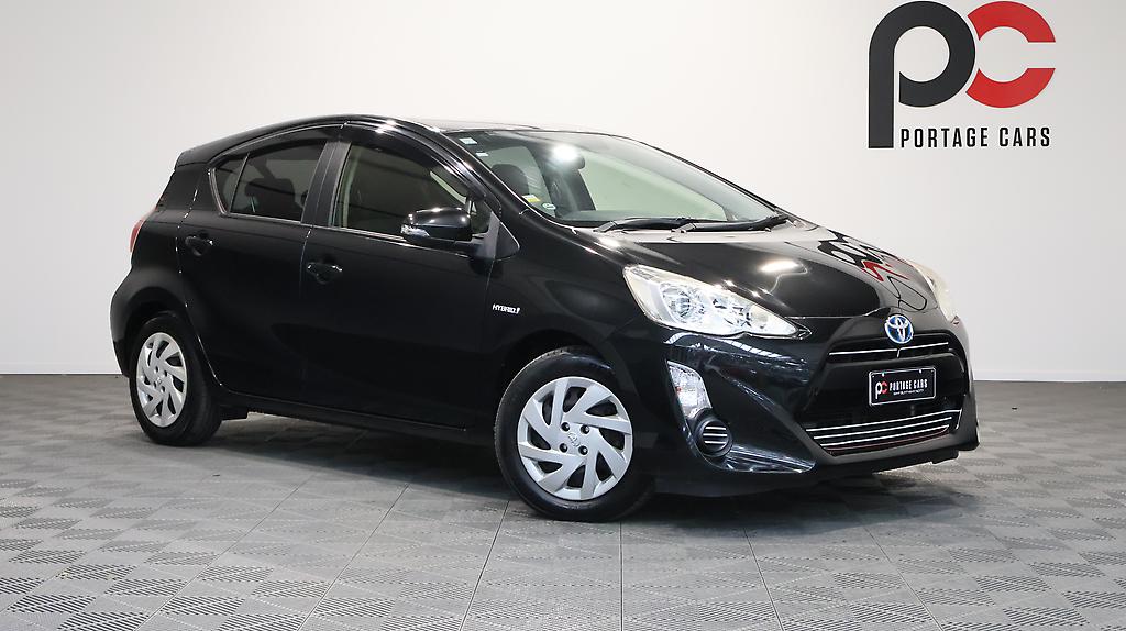 2015 Toyota Aqua S MODEL + PUSH START + REV CAMERA image 361305