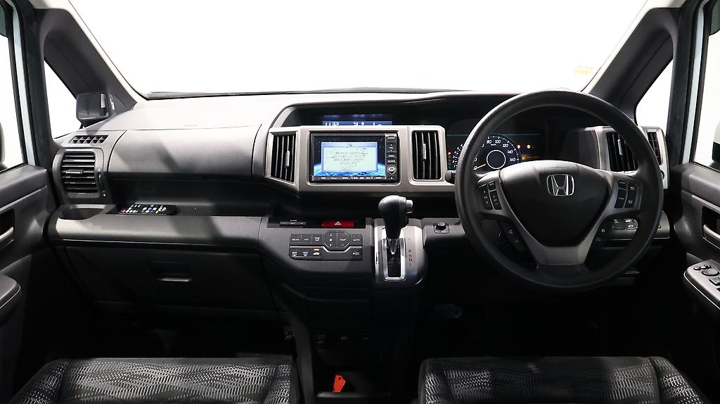 2012 Honda Step Wagon G Inter Navi E Selection image 361424