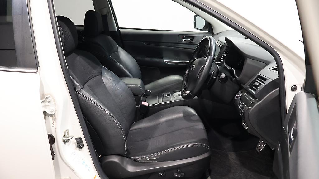 2013 Subaru Outback 2.5i B-Sport Eyesight AWD image 360369
