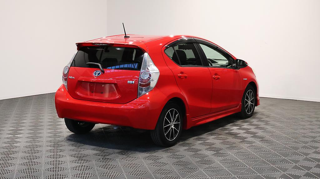 2012 Toyota Aqua G MODEL + PUSH START + REVERSE CAMERA image 359023