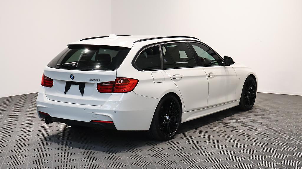 2013 BMW 3 Series image 362349