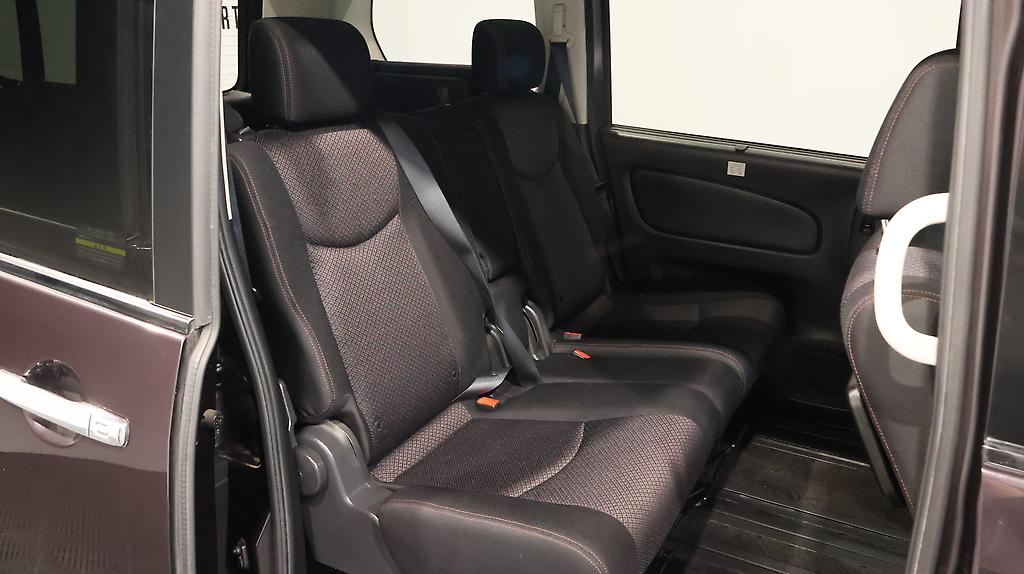 2012 Nissan Serena Hybrid Highway Star S-HV image 362038