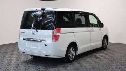 2012 Honda Step Wagon WGN G E-Selection image 361396