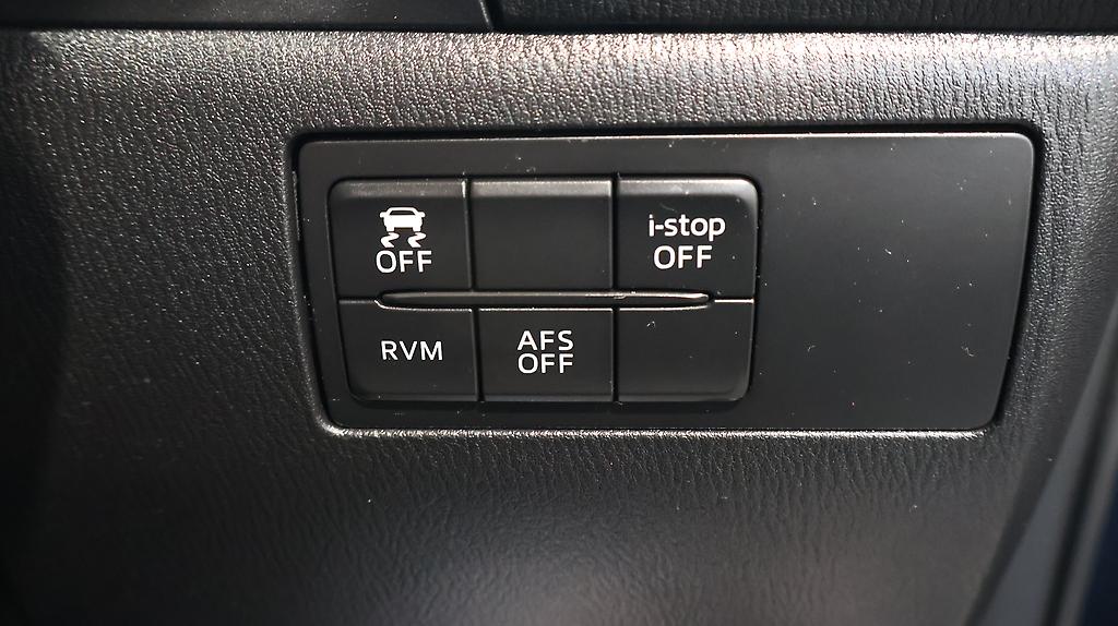 2014 Mazda Axela Sports 20S Touring image 361260