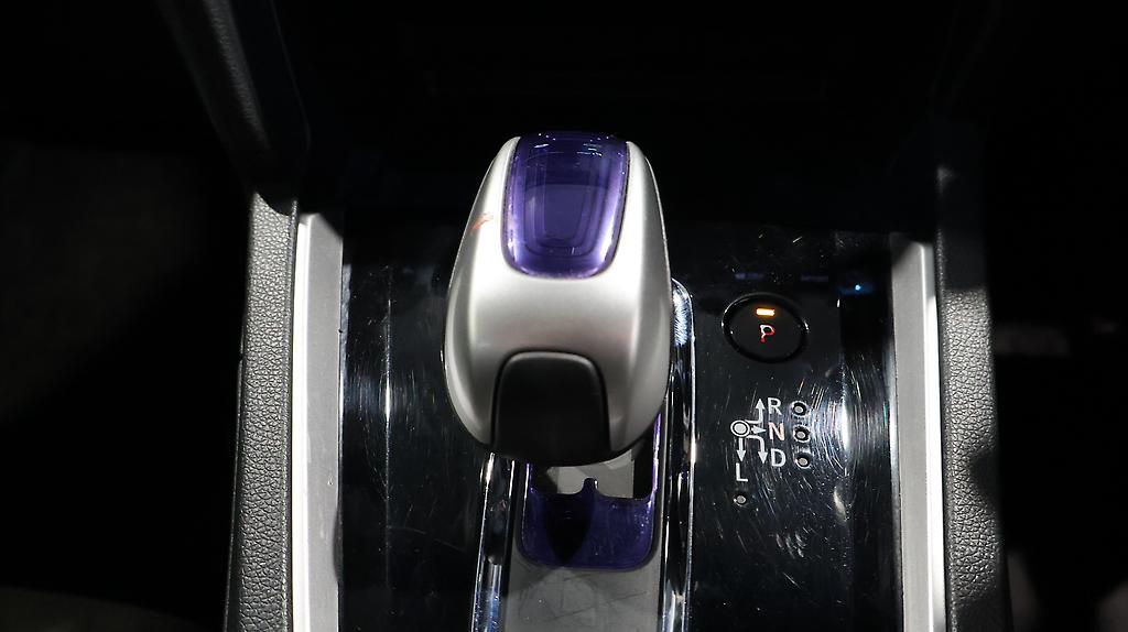 2015 Honda Shuttle Hybrid X new shape image 361710