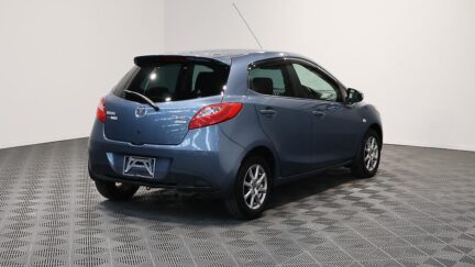 2013 Mazda Demio 13-Skyactiv image 360587