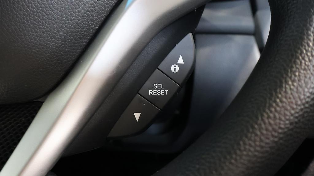 2014 Honda Fit Hybrid F-Package image 358523