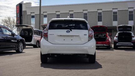 2012 Toyota Aqua F spec, Push start, Heated seats image 358162