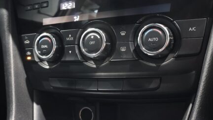 2014 Mazda Atenza 20s Wagon image 359342