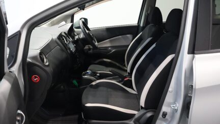 2017 Nissan Note e-Power X image 360012