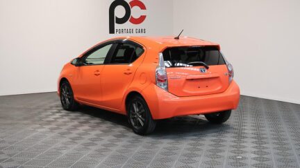 2013 Toyota Aqua Reverse Camera / Push Start / Alloys image 358355