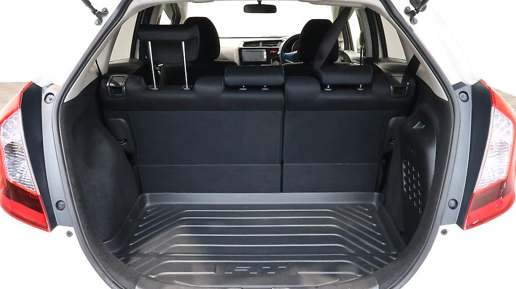 2014 Honda Fit Hybrid F-Package image 360077