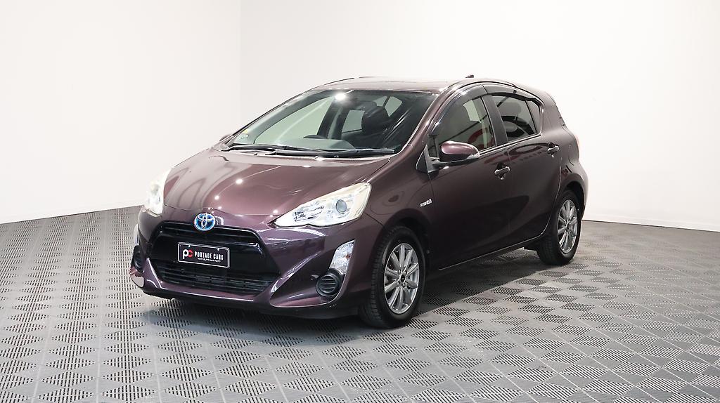 2015 Toyota Aqua S MODEL + PUSH BUTTON START + REVERSING CAMERA image 361831