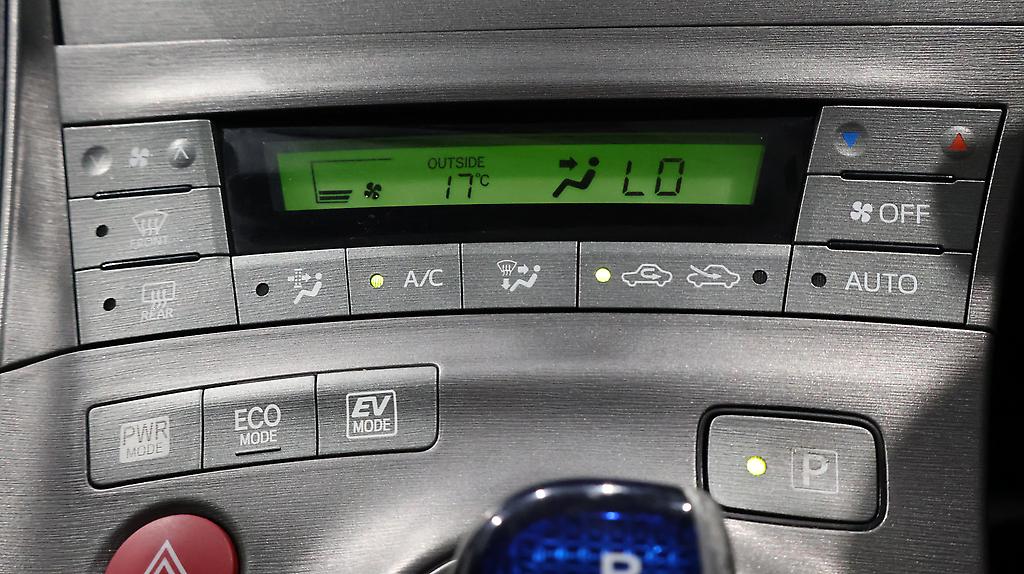 2012 Toyota Prius S MODEL + PUSH BUTTON START image 360534