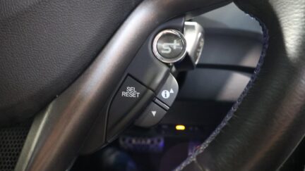 2013 Honda CR-Z REVERSE CAMERA + STEERING WHEEL CONTROLS image 360313