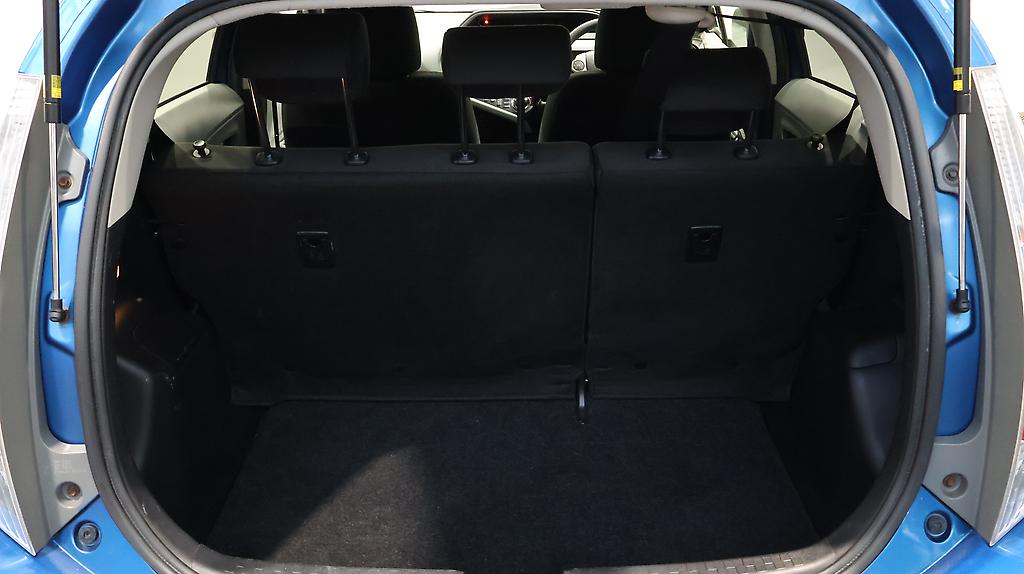 2013 Toyota Aqua S Model, Push Start, Reverse Camera image 358269