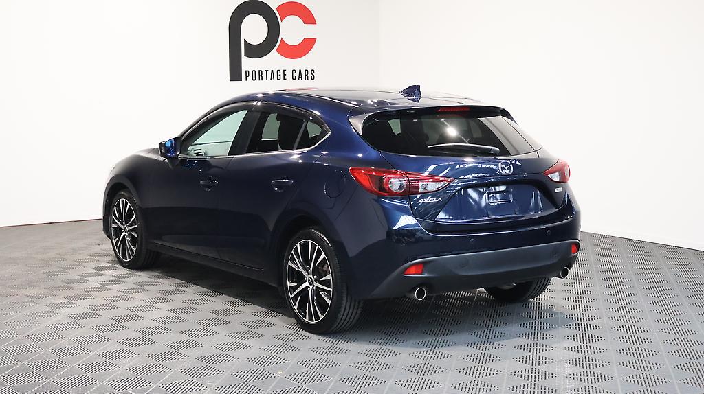 2016 Mazda Axela Sports 20S Touring L-Package image 360781