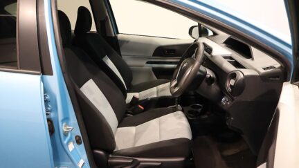 2012 Toyota Aqua S Model, Push Start, Reverse Camera image 358401