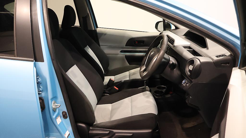 2012 Toyota Aqua S Model, Push Start, Reverse Camera image 358401