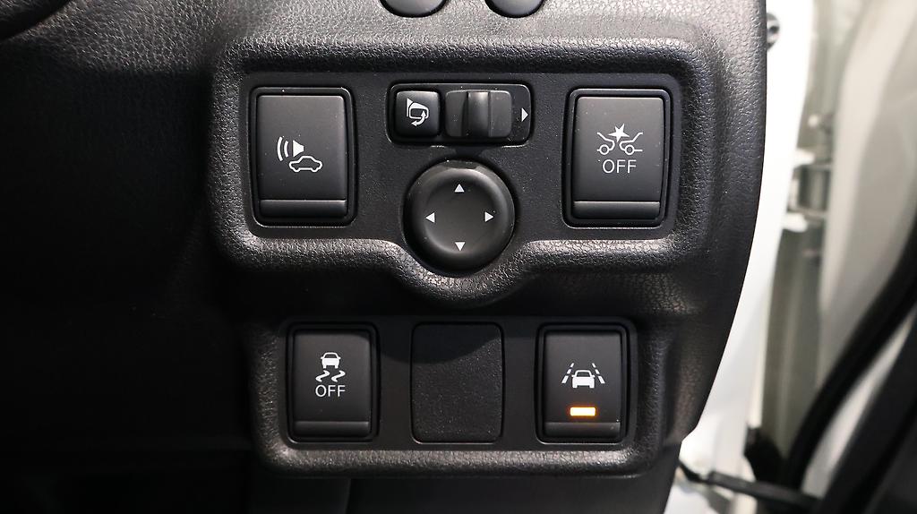 2017 Nissan Note e-Power X image 359563