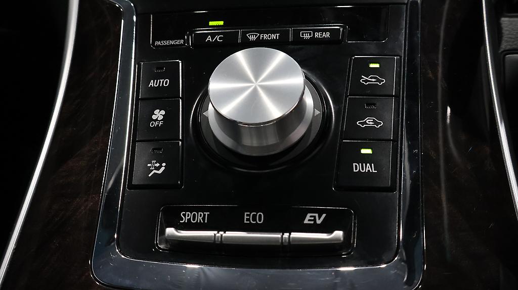 2013 Toyota Sai S Model, Push Start, Reverse Camera image 358587