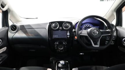 2017 Nissan Note e-Power X image 358874