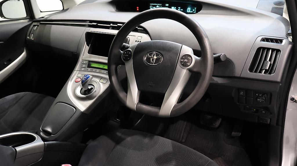 2012 Toyota Prius S MODEL + PUSH BUTTON START image 360533