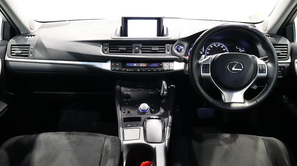 2012 Lexus CT 200h Version C image 359867