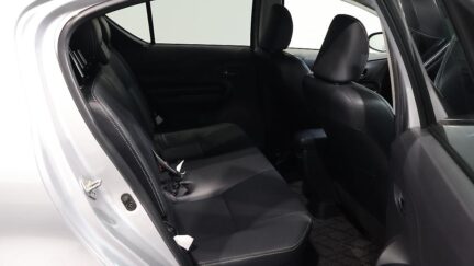 2013 Toyota Aqua G Black Soft Leather image 358558