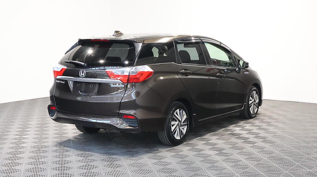 2015 Honda Shuttle Hybrid X image 358844