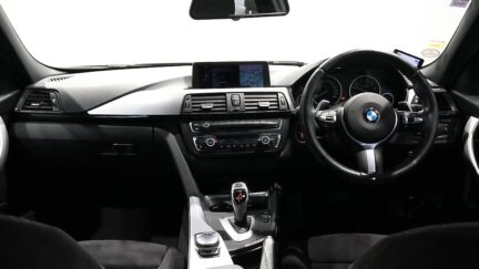 2013 BMW 320i Touring M Sports image 361864