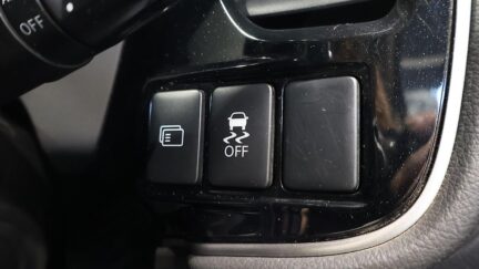 2015 Mitsubishi Outlander Phev image 360773