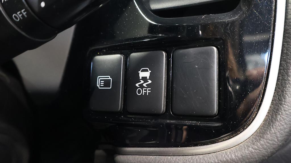 2015 Mitsubishi Outlander Phev image 360773