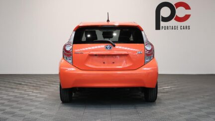 2013 Toyota Aqua Reverse Camera / Push Start / Alloys image 358357