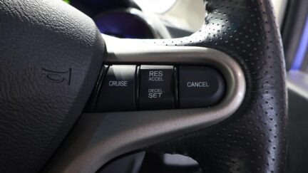 2012 Honda Fit Hybrid XH Selection image 361219